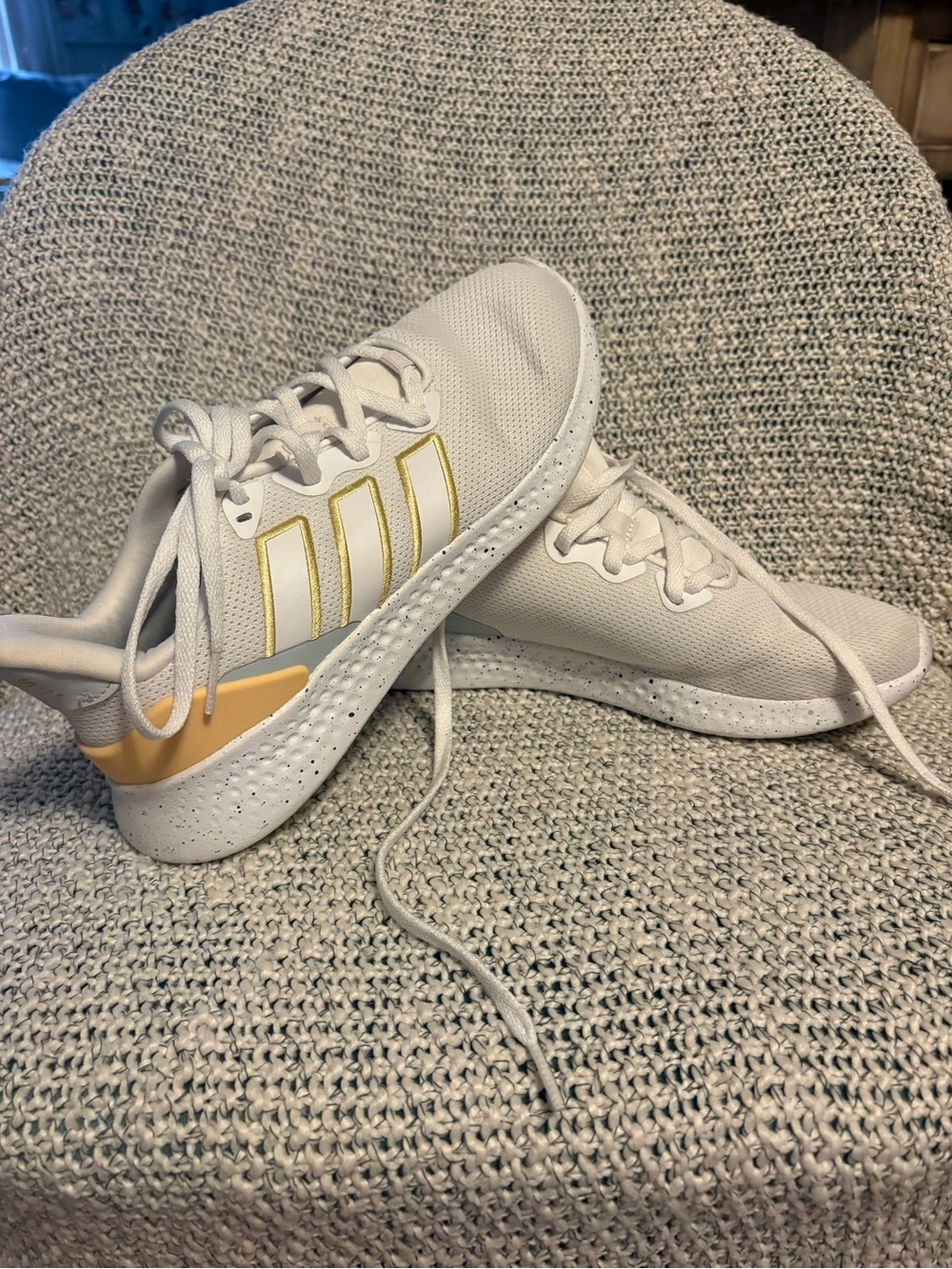 White & Yellow Women’s Lightweight Running Sneakers